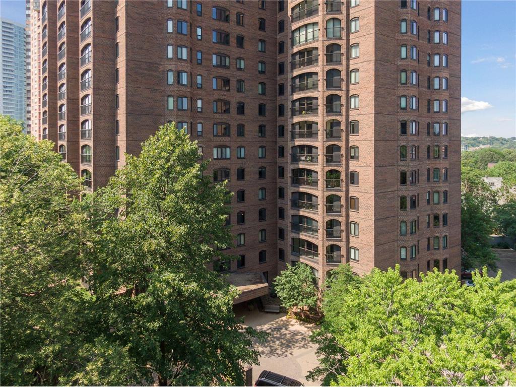 1235 Yale Place #1706 Minneapolis MN 55403 6824725 image72