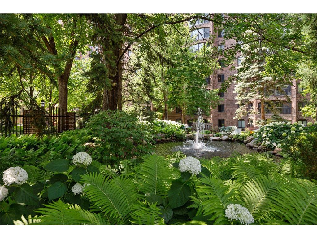 1235 Yale Place #1706 Minneapolis MN 55403 6824725 image92