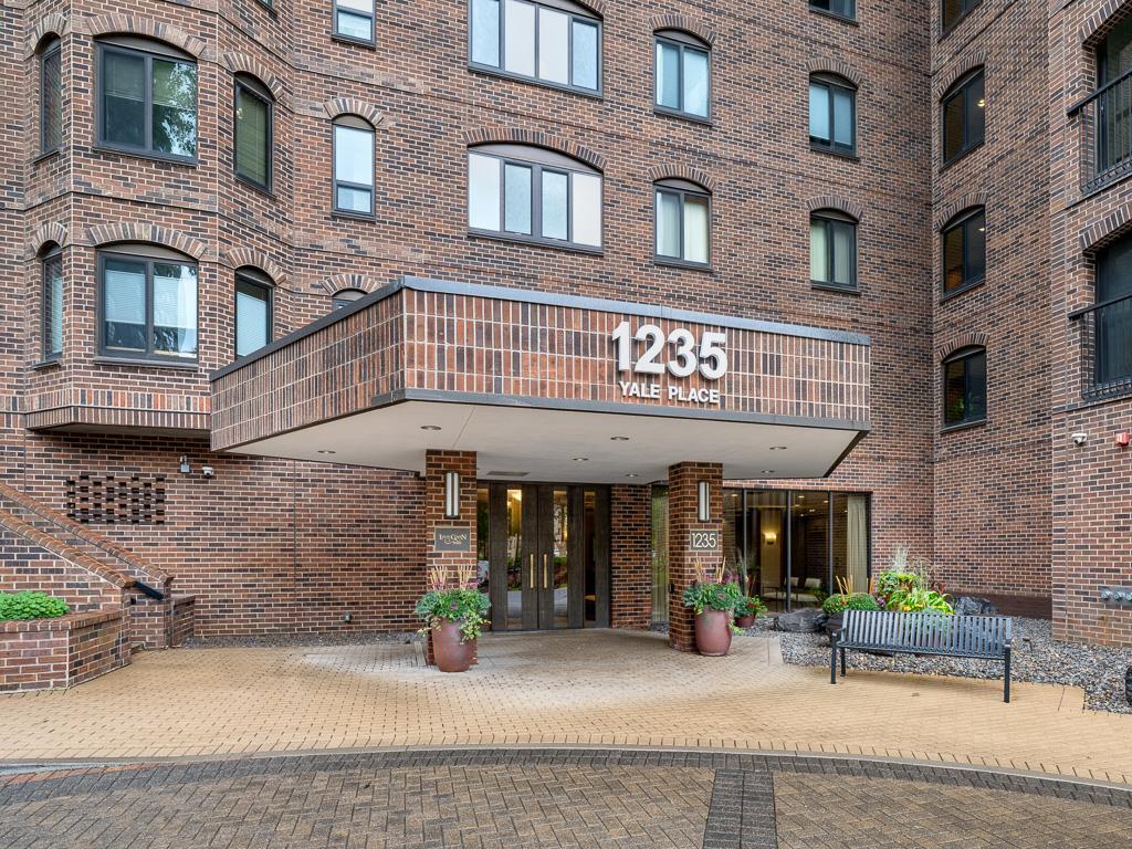 1235 Yale Place #609 Minneapolis MN 55403 6792309 image16