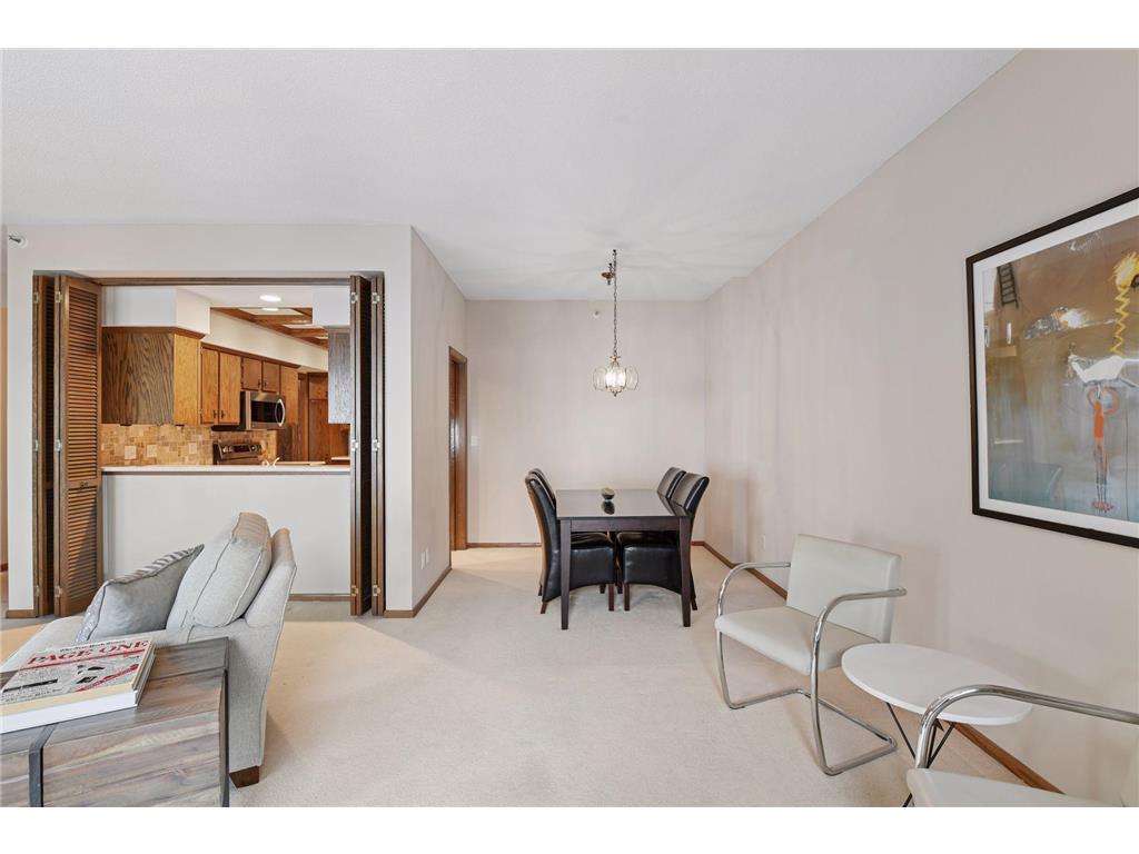 1235 Yale Place #908 Minneapolis MN 55403 7010709 image11