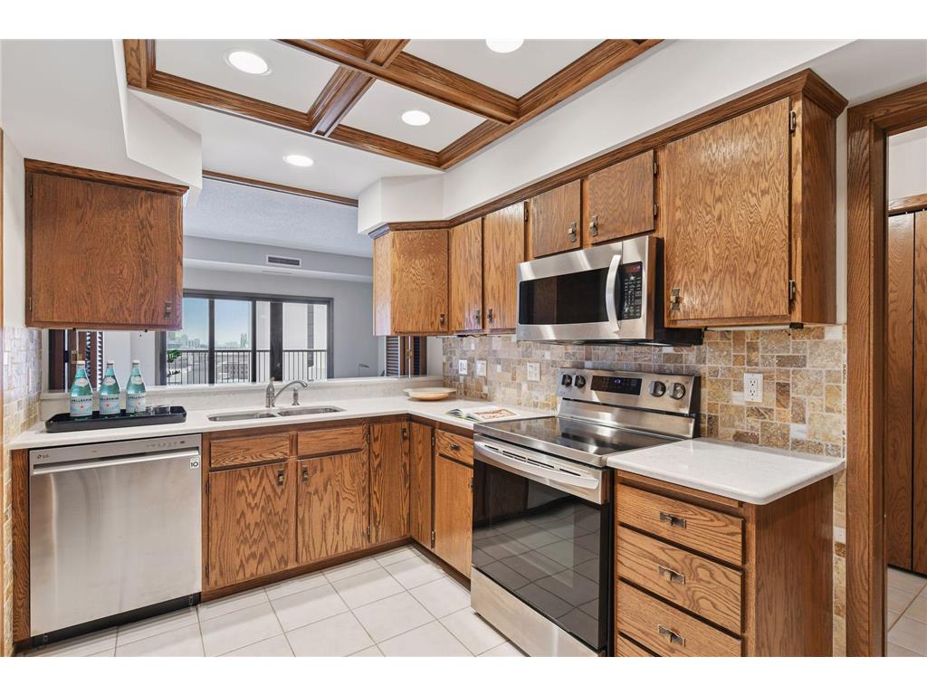 1235 Yale Place #908 Minneapolis MN 55403 7010709 image14