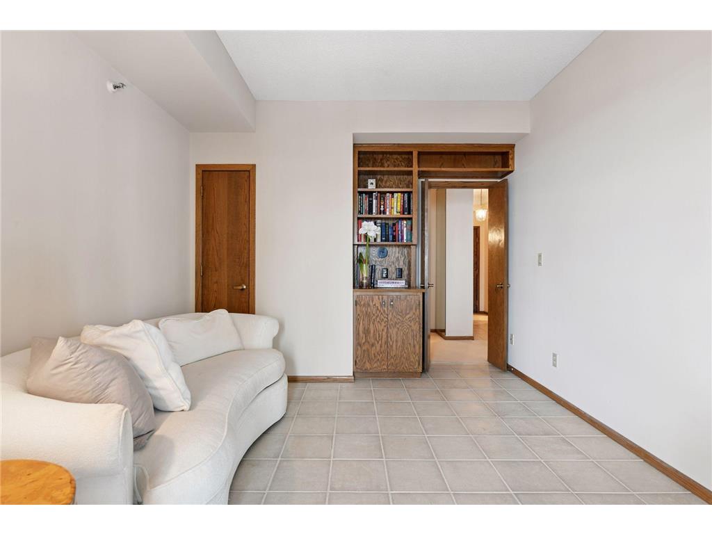 1235 Yale Place #908 Minneapolis MN 55403 7010709 image19