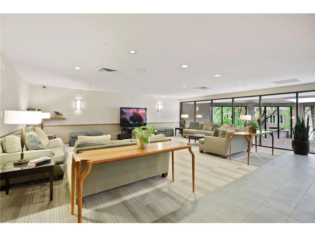 1235 Yale Place #908 Minneapolis MN 55403 7010709 image37