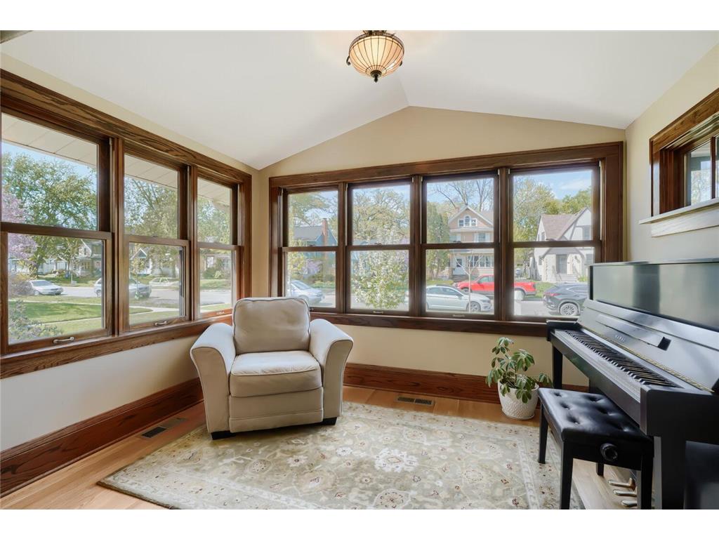 1236 Ashland Avenue Saint Paul MN 55104 7029464 image12