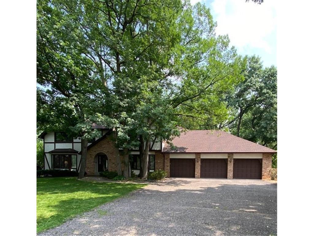 1236 Nursery Hill Court Arden Hills MN 55112 - Karth 6423447 image1