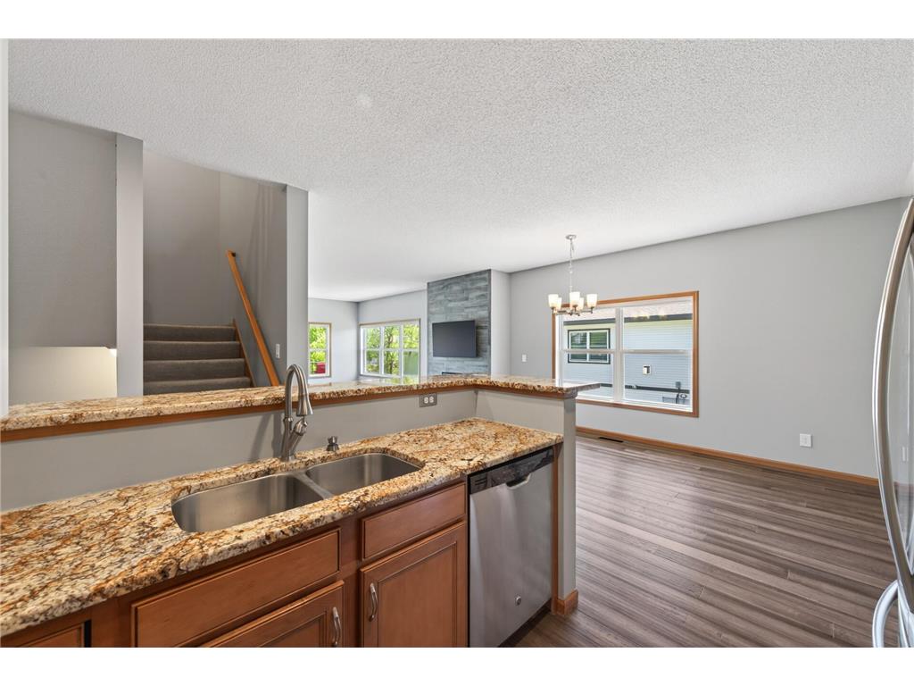 1236 Vernon Drive Carver MN 55315 7074772 image12