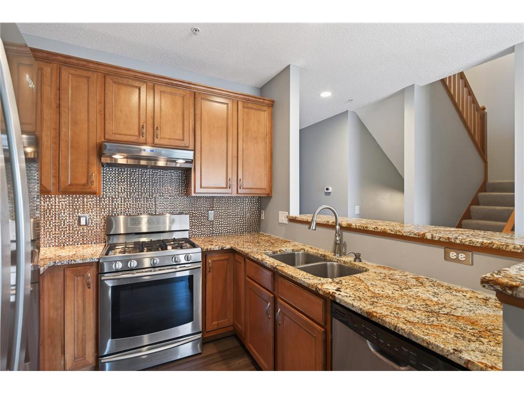 1236 Vernon Drive Carver MN 55315 7074772 image14