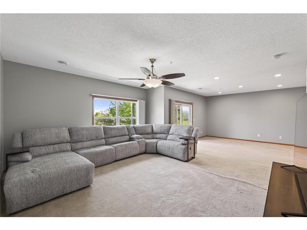 1236 Vernon Drive Carver MN 55315 7074772 image34