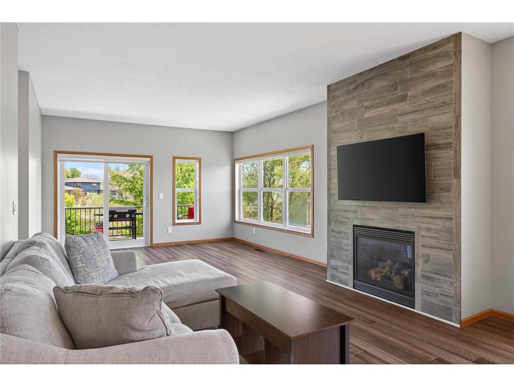 1236 Vernon Drive Carver MN 55315 7074772 image6