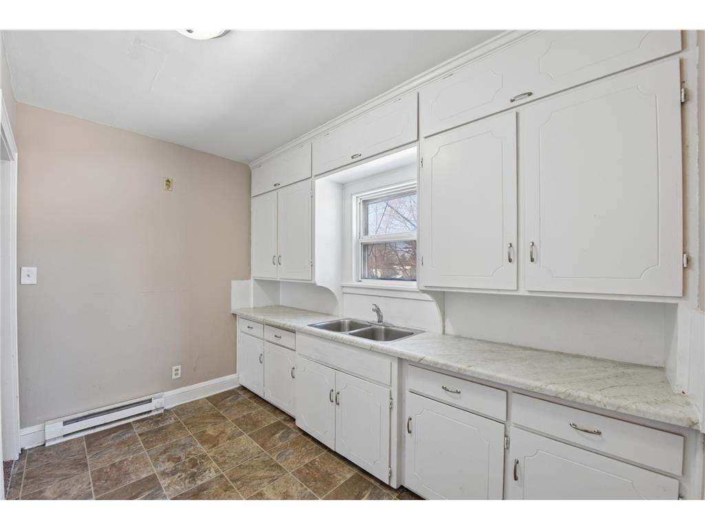 1237 5th Street E Saint Paul MN 55106 7039251 image12