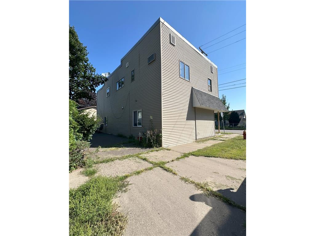 1237 5th Street E Saint Paul MN 55106 7039251 image3