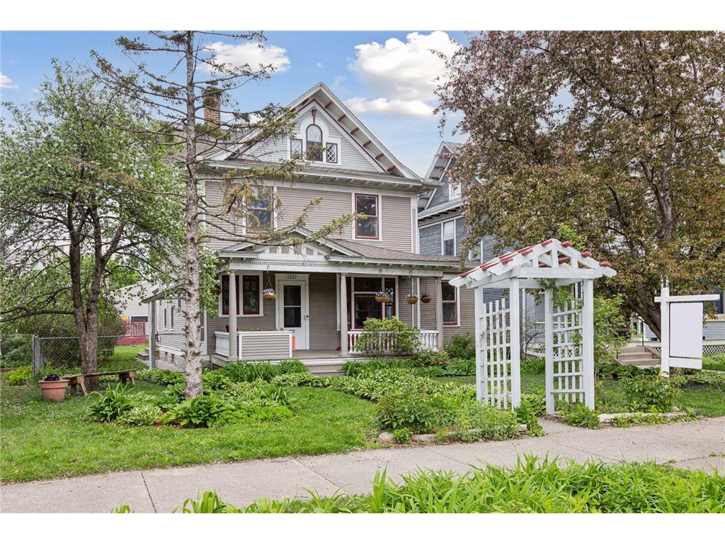 1237 Dayton Avenue Saint Paul MN 55104 6543975 image1