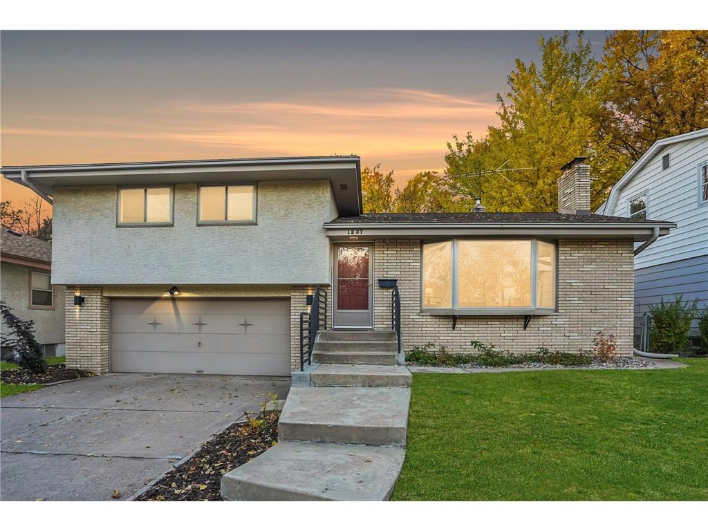 1237 Hamline Avenue N Saint Paul MN 55108 6801321 image1