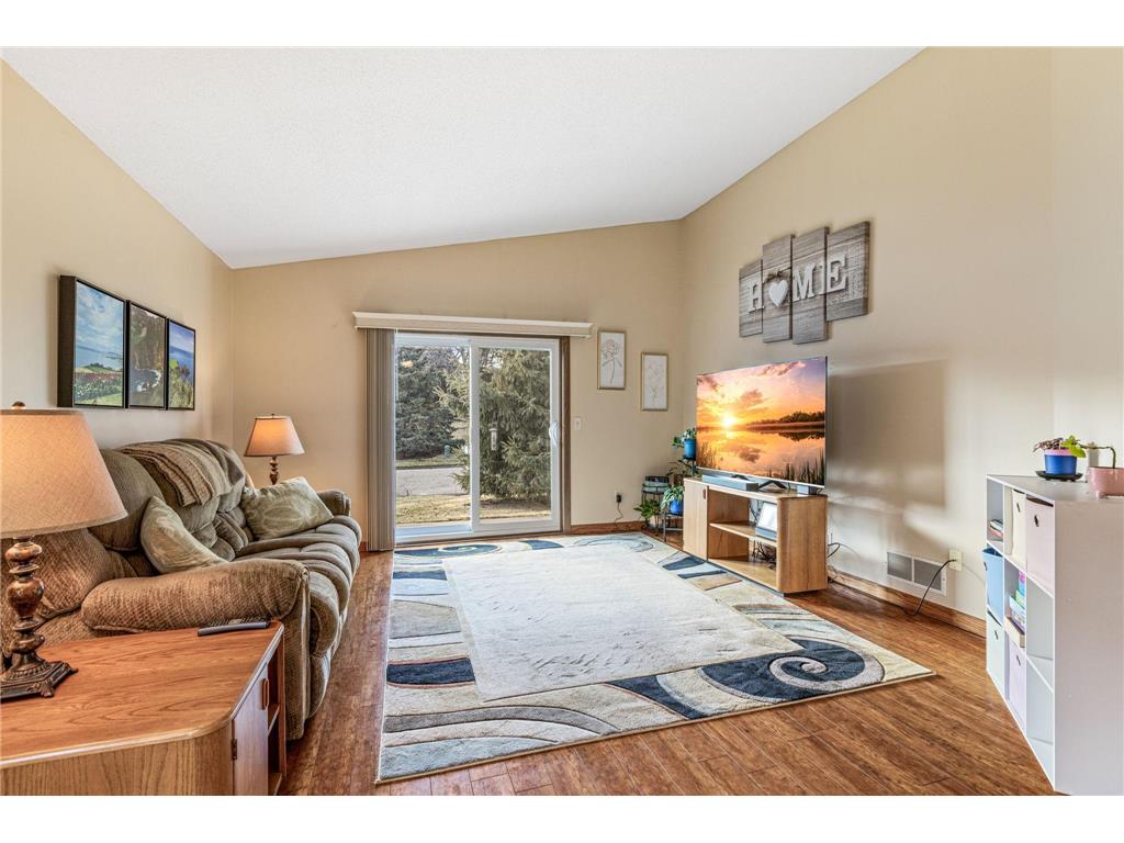 1237 Hilo Avenue N Oakdale MN 55128 7041965 image12