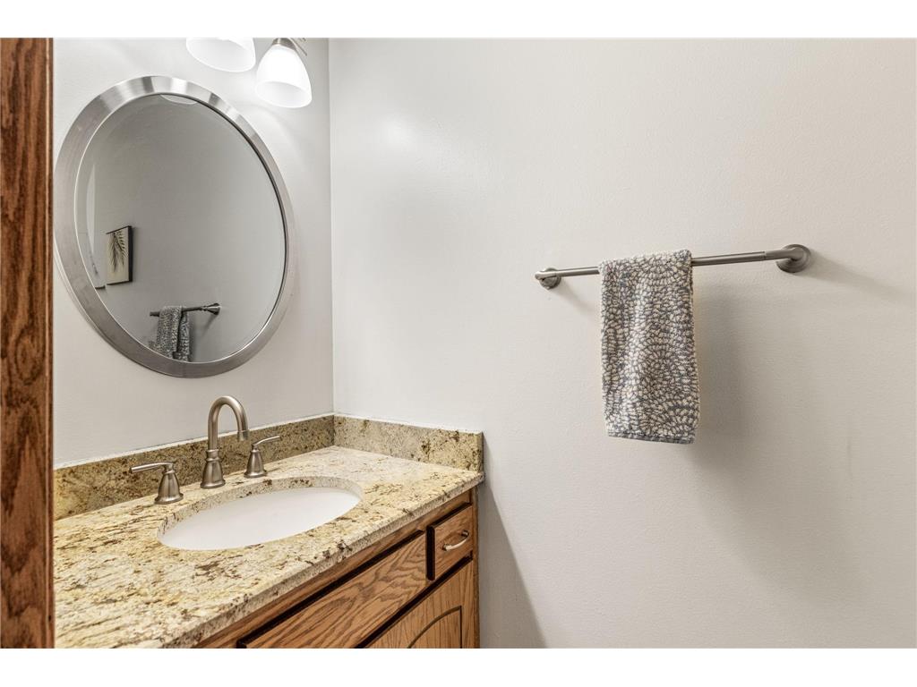 1237 Hilo Avenue N Oakdale MN 55128 7041965 image19