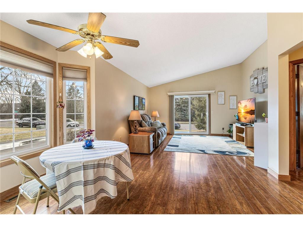 1237 Hilo Avenue N Oakdale MN 55128 7041965 image9
