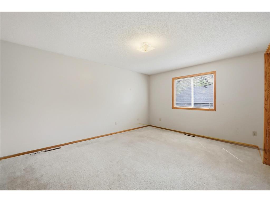 12378 Magnolia Circle NW Coon Rapids MN 55448 7059993 image15