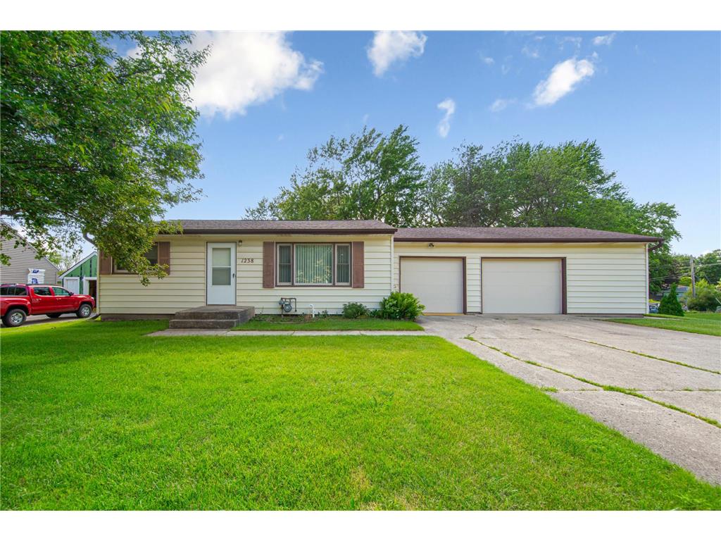 1238 Bigelow Avenue Owatonna MN 55060 7086995 image3