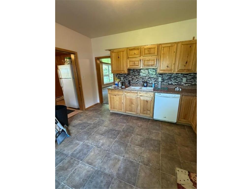 12380 13 NE Sharon ND 58277 7105030 image12