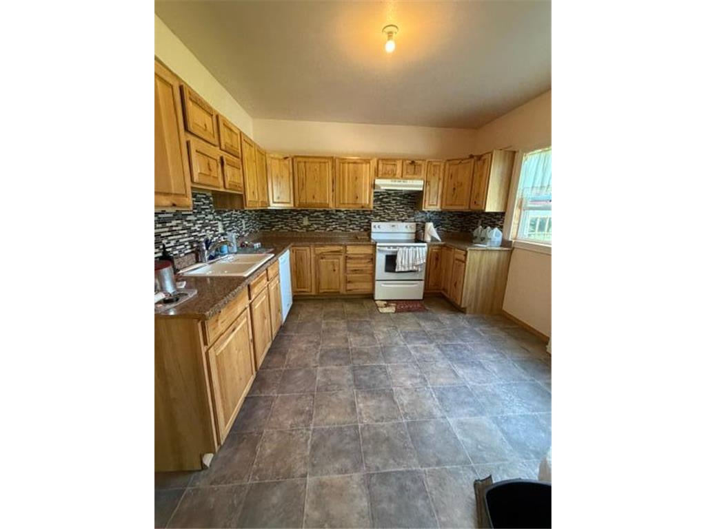 12380 13 NE Sharon ND 58277 7105030 image13