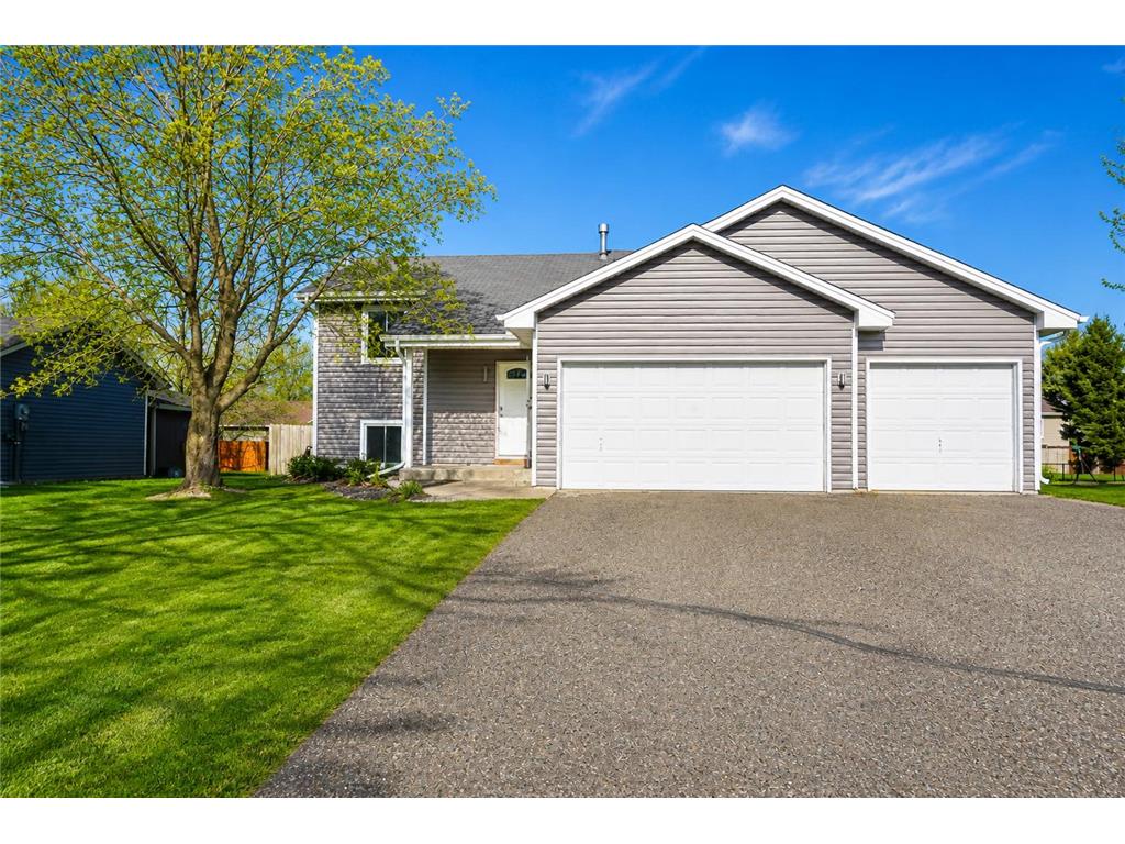 12382 Ivywood Street NW Coon Rapids MN 55433 7066048 image1
