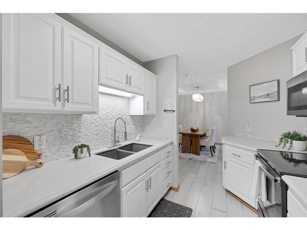 12384 Zealand Avenue N Champlin MN 55316 7070226 image12