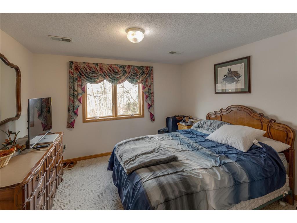 12385 S Bay Court NE Bemidji MN 56601 - Beltrami 7034781 image25