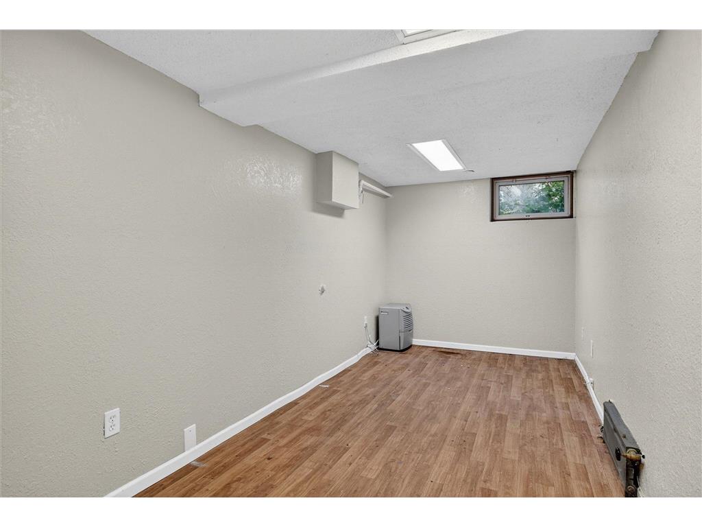 1239 Sherburne Avenue Saint Paul MN 55104 7023198 image33