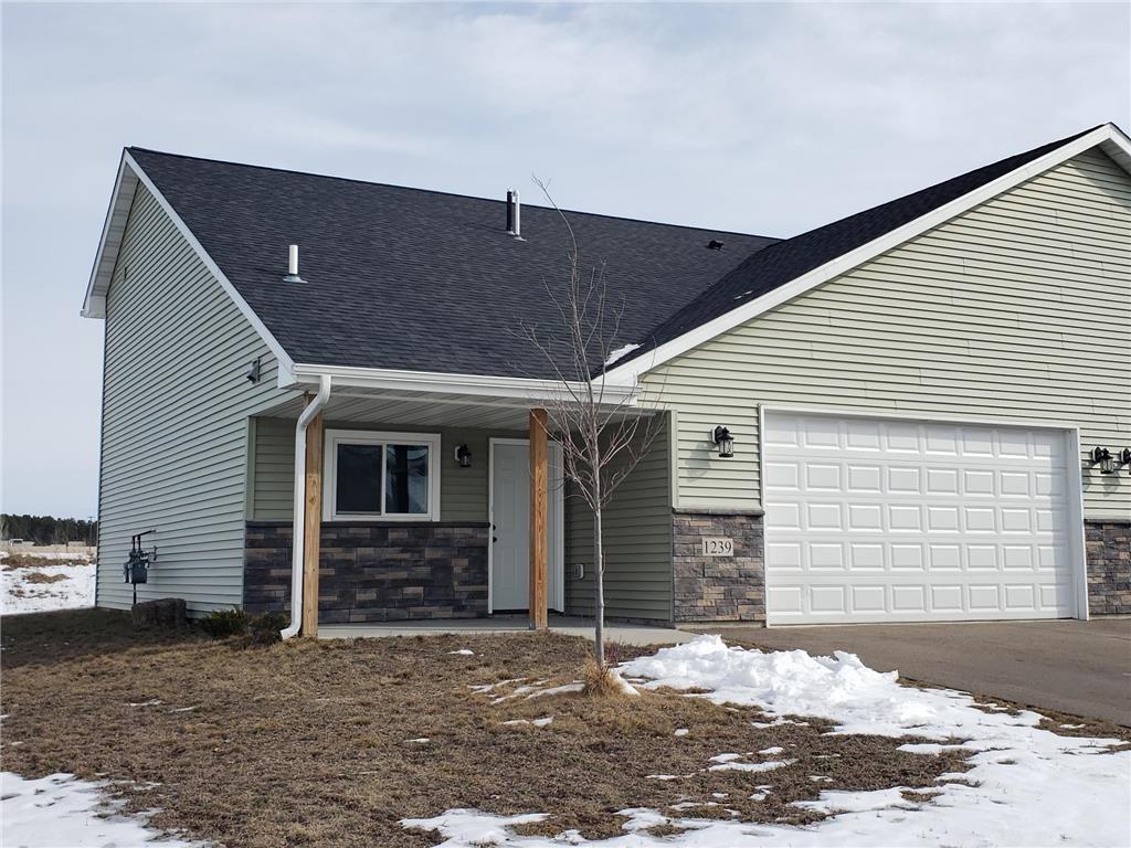 1239 W 9th Street New Richmond WI 54017 6511977 image1