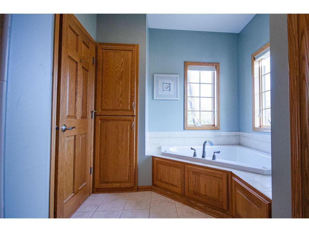 12390 9th Street N, West Lakeland Twp, MN, 55042 MLS 6504019 Edina