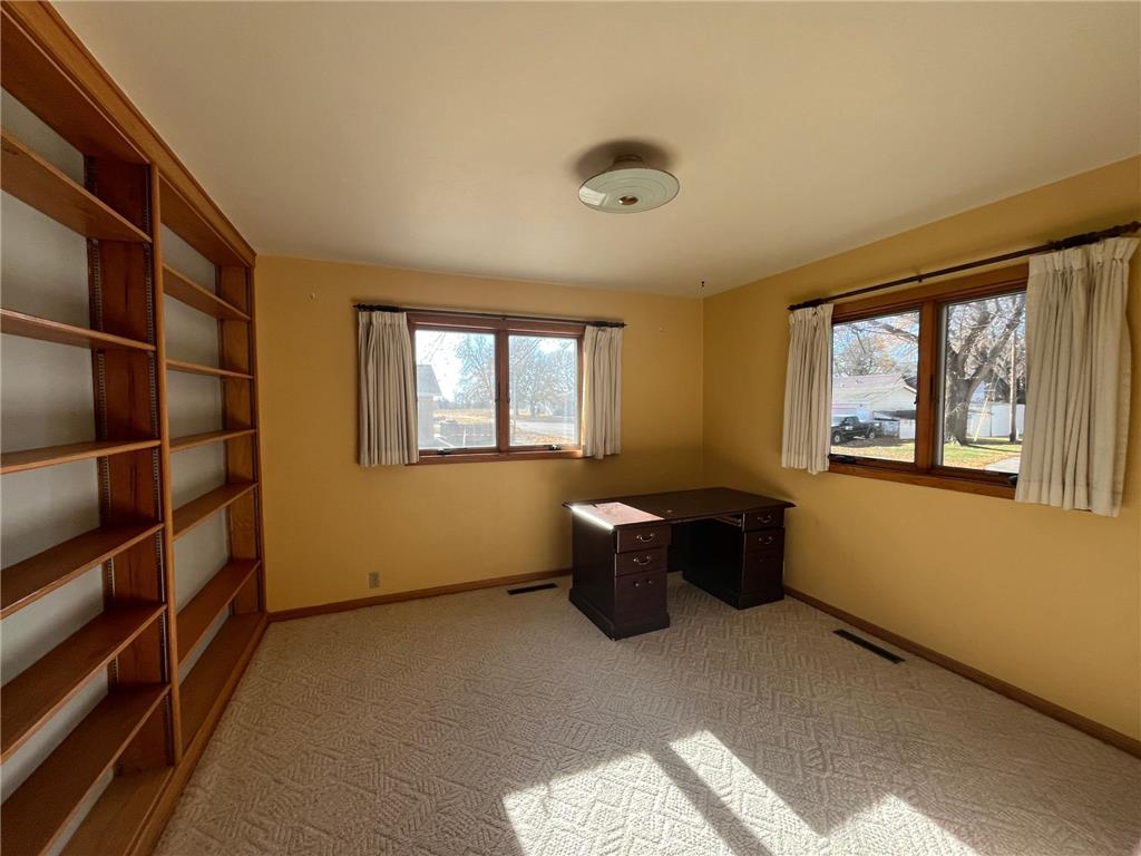 124 2nd Street E Tracy MN 56175 6810638 image13