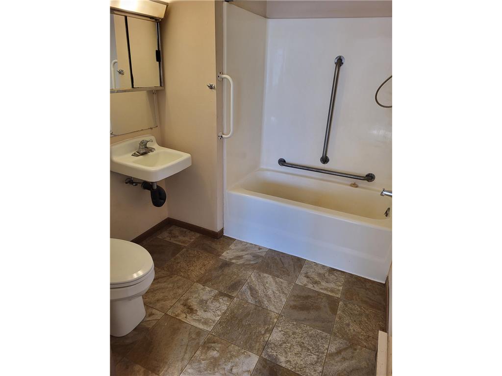 124 4th Avenue #4 Miltona MN 56354 7055800 image10