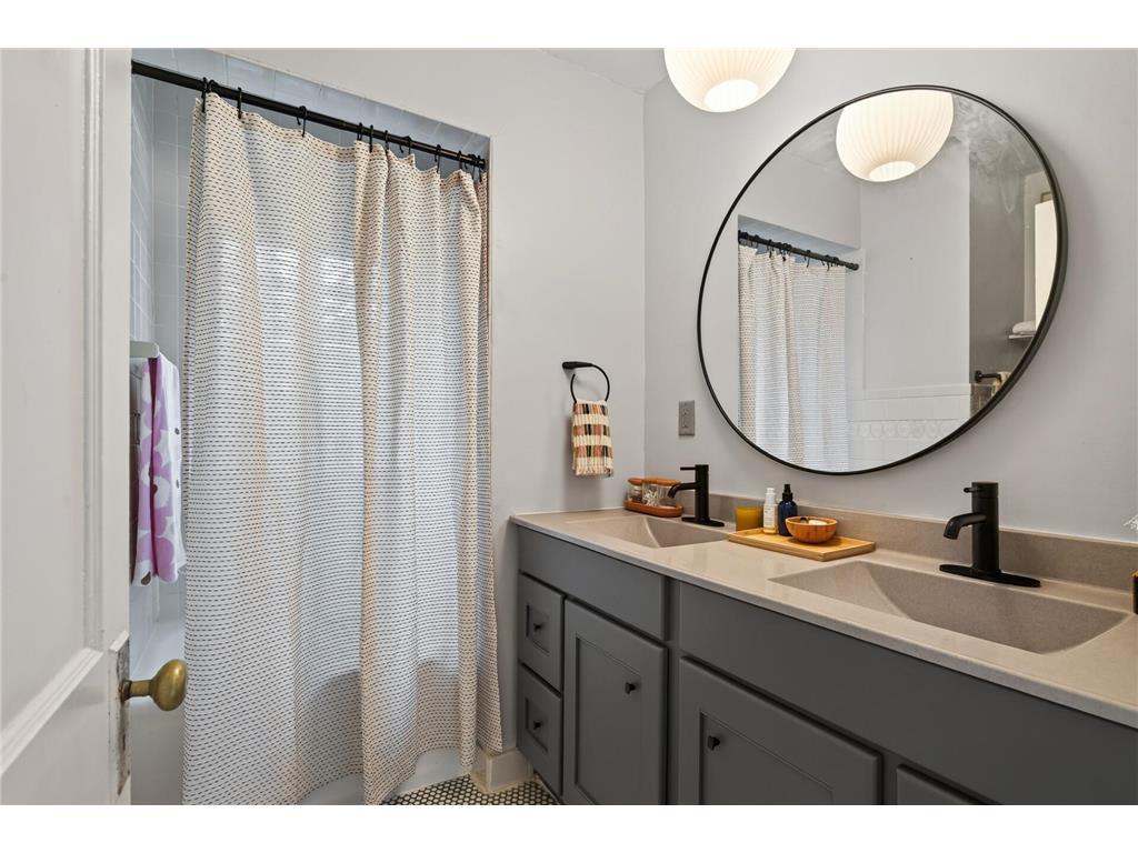 124 Baker Street W Saint Paul MN 55107 7113243 image26