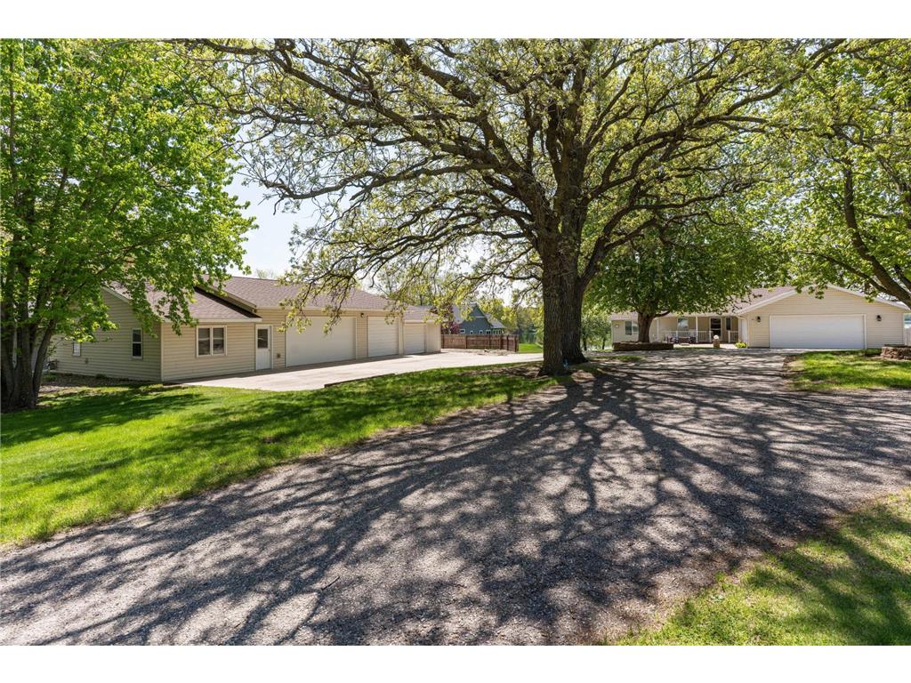 124 Bethesda Street NW Alexandria MN 56308 - Henry 7079030 image10