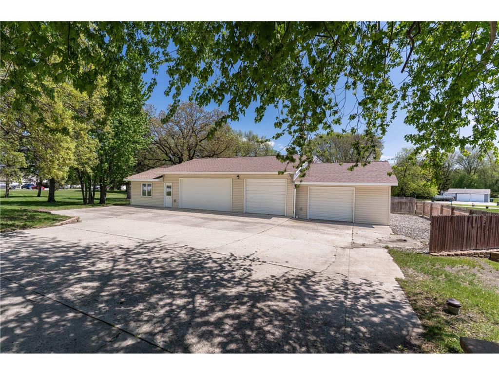 124 Bethesda Street NW Alexandria MN 56308 - Henry 7079030 image11