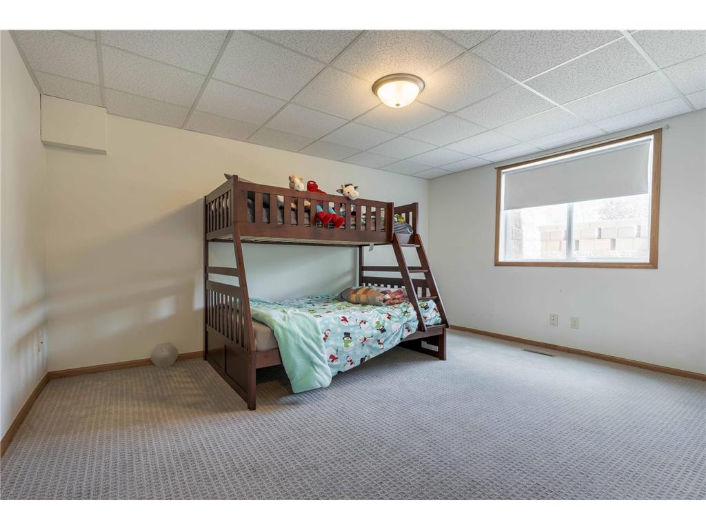124 Bethesda Street NW Alexandria MN 56308 - Henry 7079030 image36