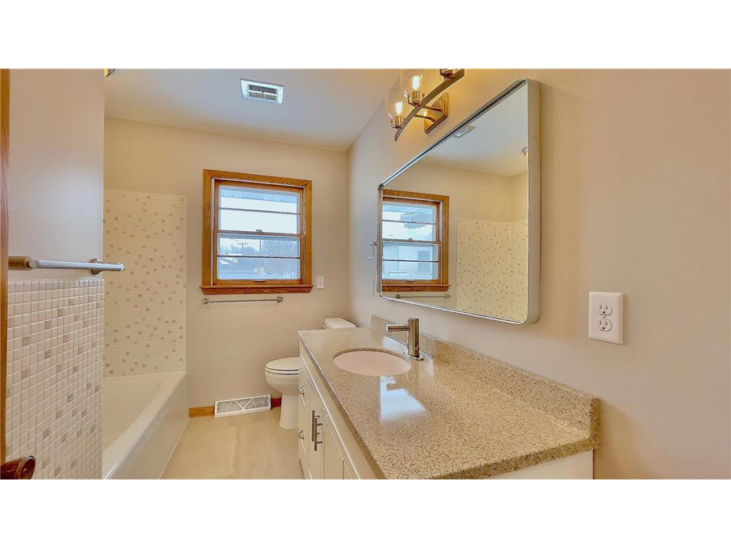 124 Cedar Street SE Mazeppa MN 55956 7010692 image33