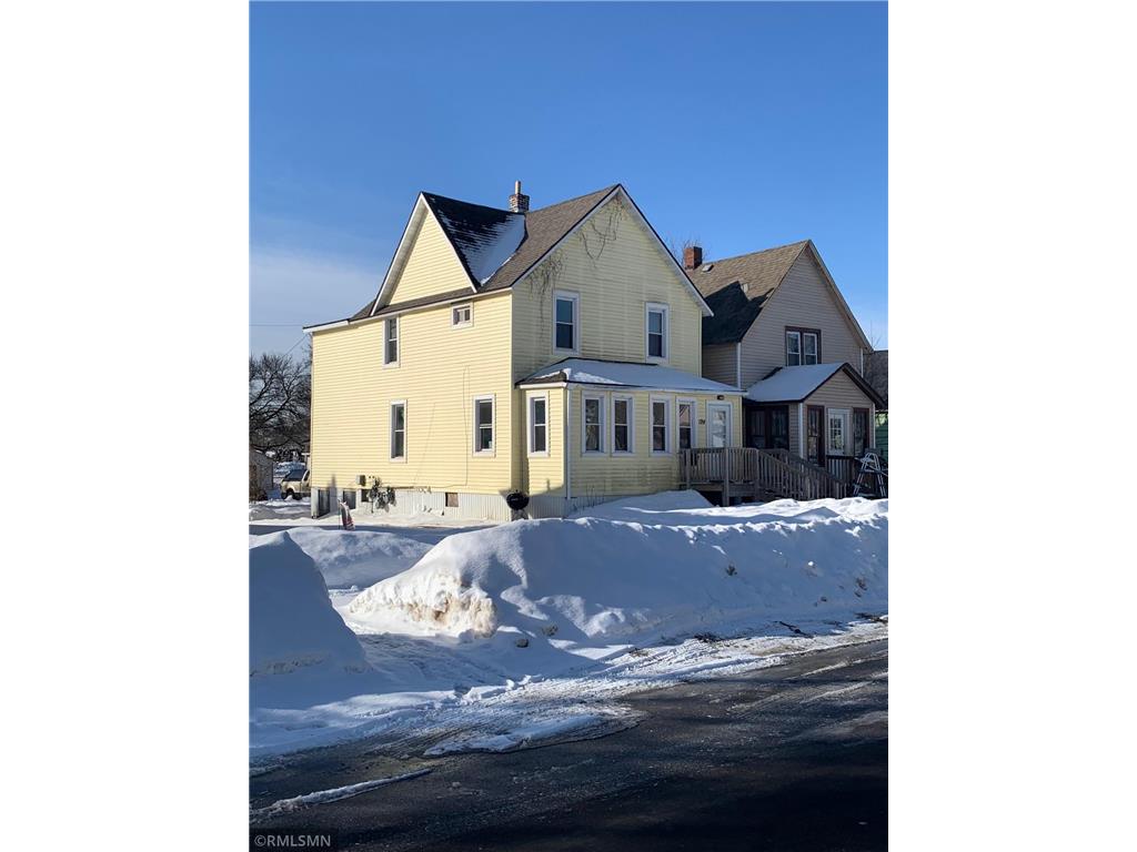 124 E 17th Street Hibbing MN 55746 7032839 image1