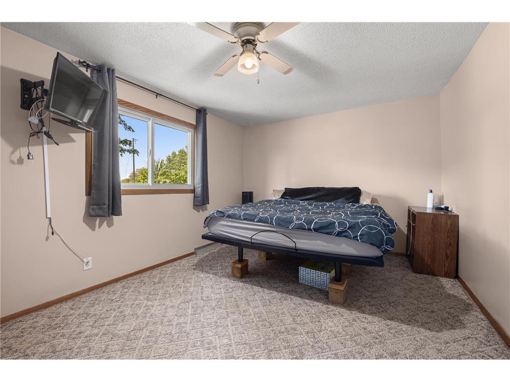 124 E 6th Street Randall MN 56475 - Little Elk River 7080297 image13