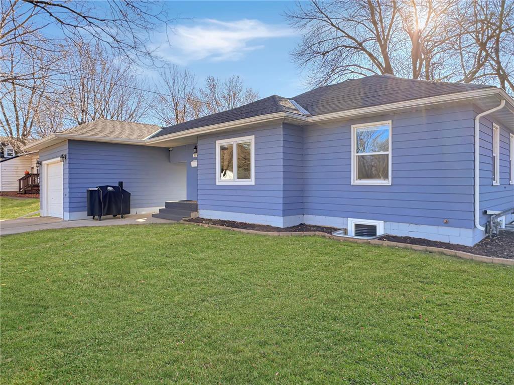 124 E Emory Street Tracy MN 56175 6632293 image1