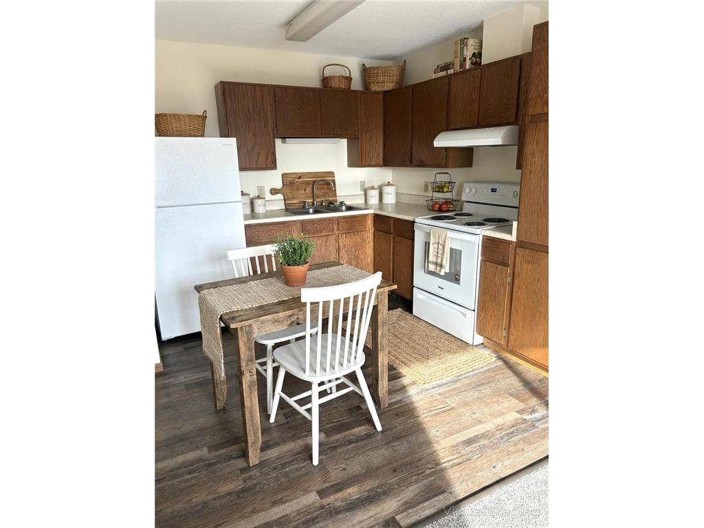 124 E Summit Avenue Fergus Falls MN 56537 6426988 image3