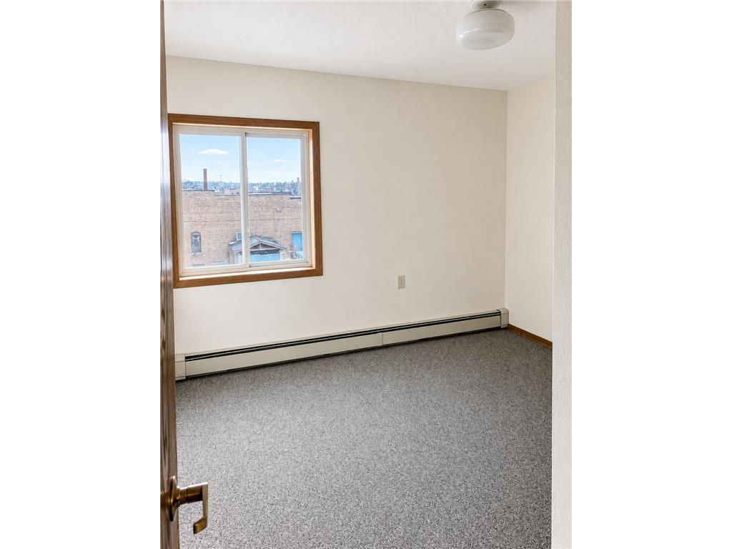 124 E Summit Avenue Fergus Falls MN 56537 7074531 image6