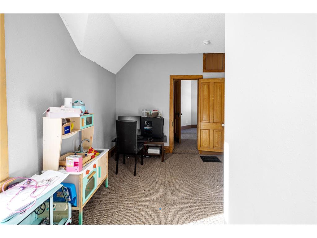 124 Ellington Street West Concord MN 55985 6805829 image11