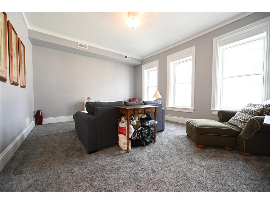 124 Holmes Street S Shakopee MN 55379 7018782 image32