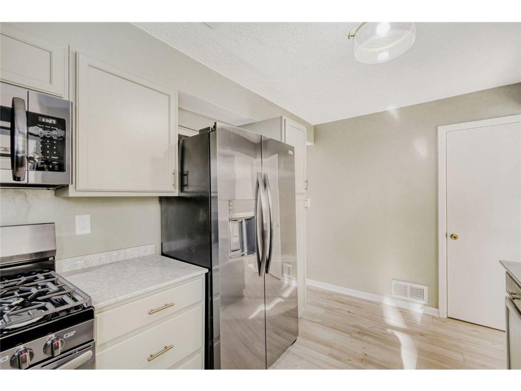 124 King Street W Saint Paul MN 55107 7015040 image13