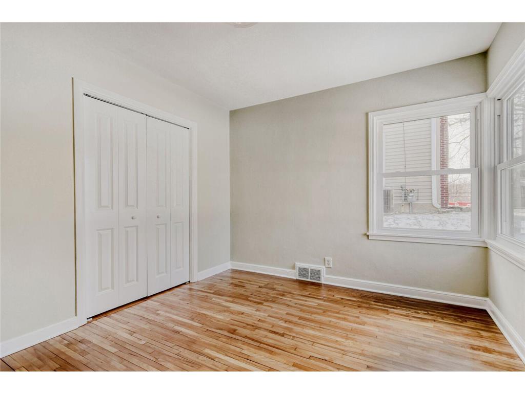 124 King Street W Saint Paul MN 55107 7015040 image15