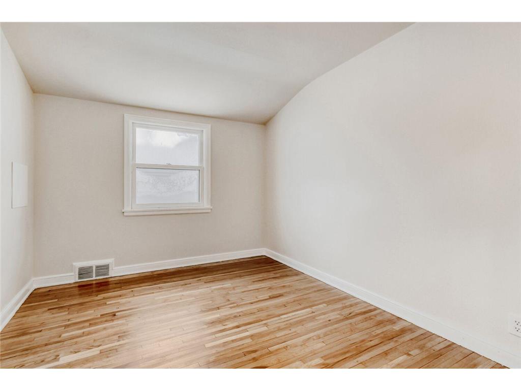 124 King Street W Saint Paul MN 55107 7015040 image17
