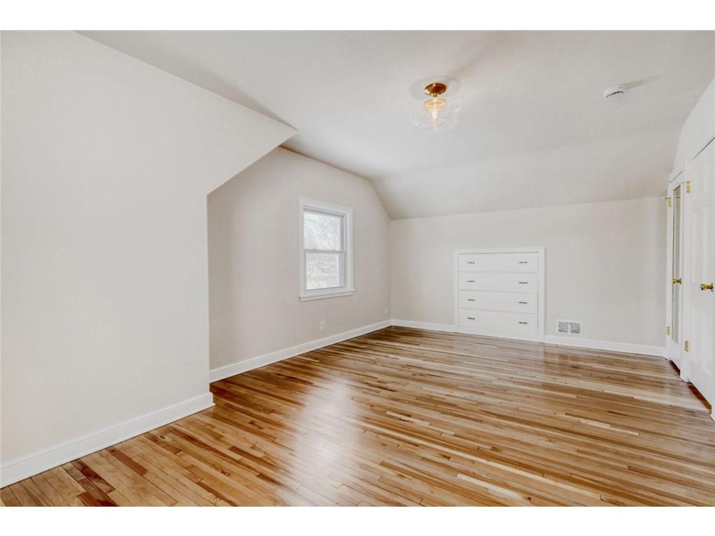 124 King Street W Saint Paul MN 55107 7015040 image20