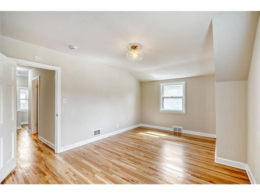 124 King Street W Saint Paul MN 55107 7015040 image21