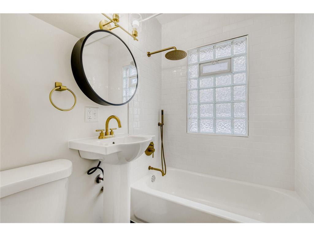 124 King Street W Saint Paul MN 55107 7015040 image22